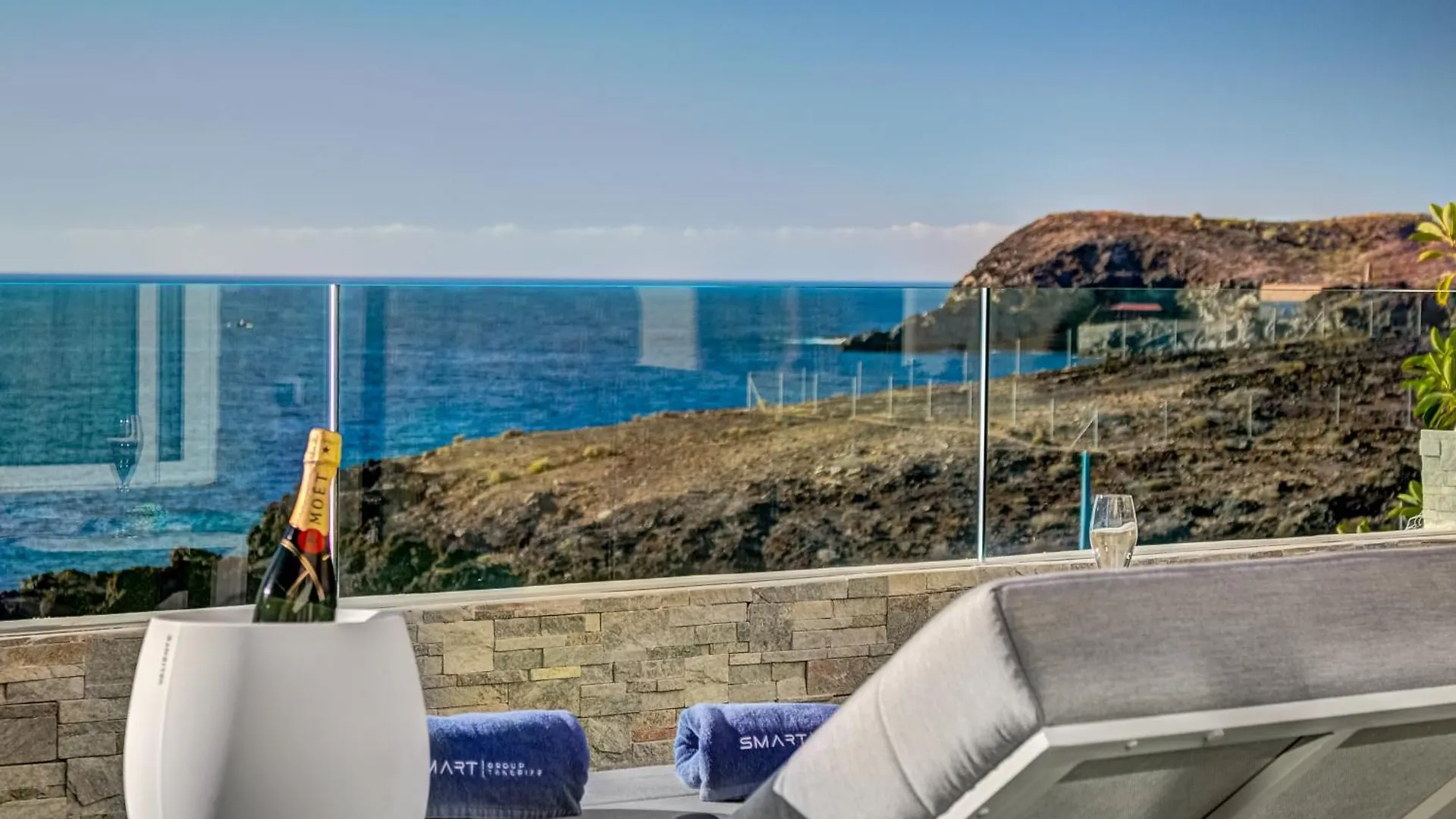 Terrace On The Sea Apartman Callao Salvaje